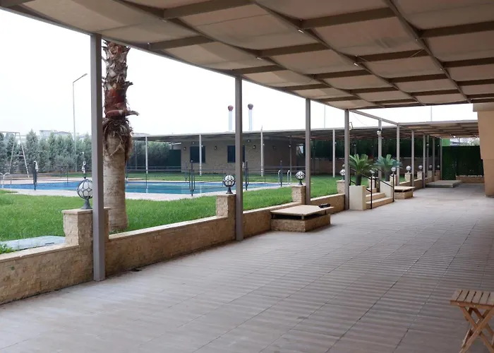 Отель La Bella 2*