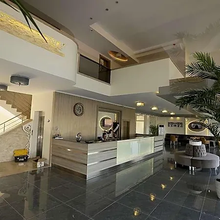 Hotel La Bella