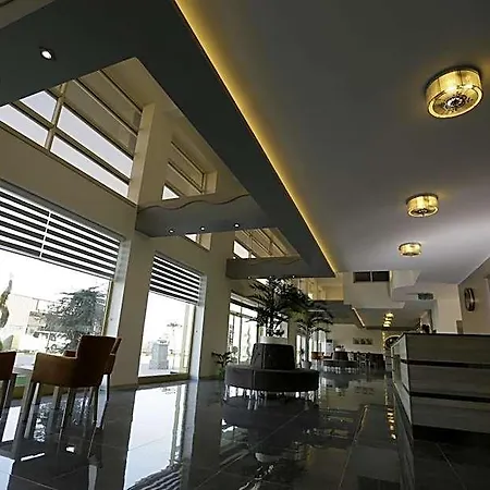 Hotel La Bella 2*
